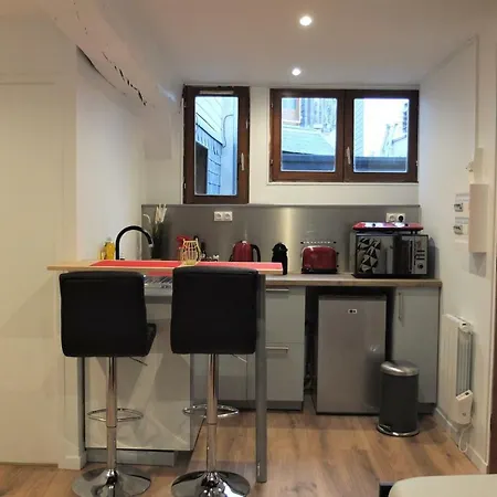 Studio - De Ville